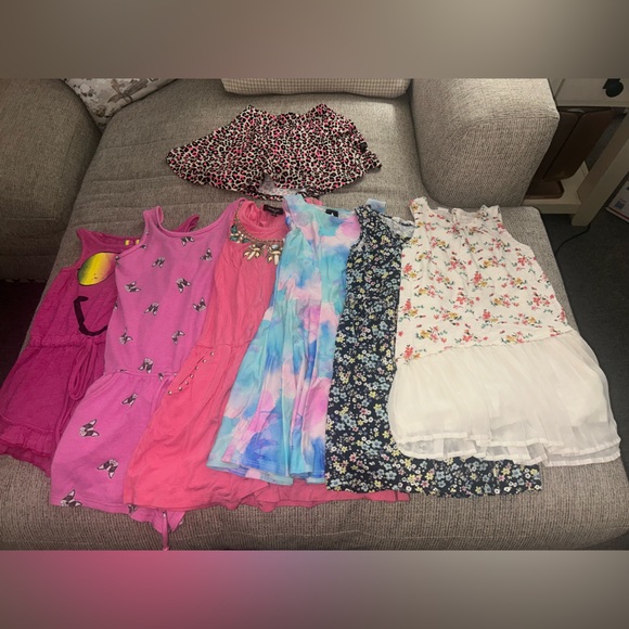 GAP Other - Lot of girl short sleeve dresses/rompers and one skort for girls size 4/5